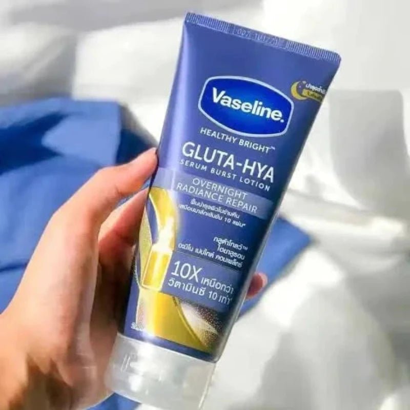 Vaseline Healthy Bright Gluta-Hya Serum Burst Lotion - Overnight Radiance Repair 330ml | Night Lotion with GlutaGlow, Hyaluron & Amino Peptide Complex | Revitalises Skin Overnight | 10X More Powerful Than Vitamin C